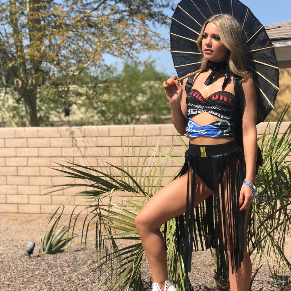 Fringe belt / skirt